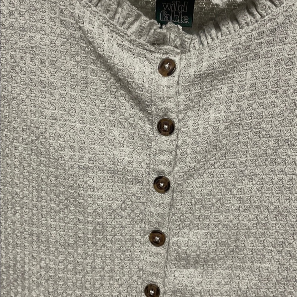 Top - Picture 2 of 2